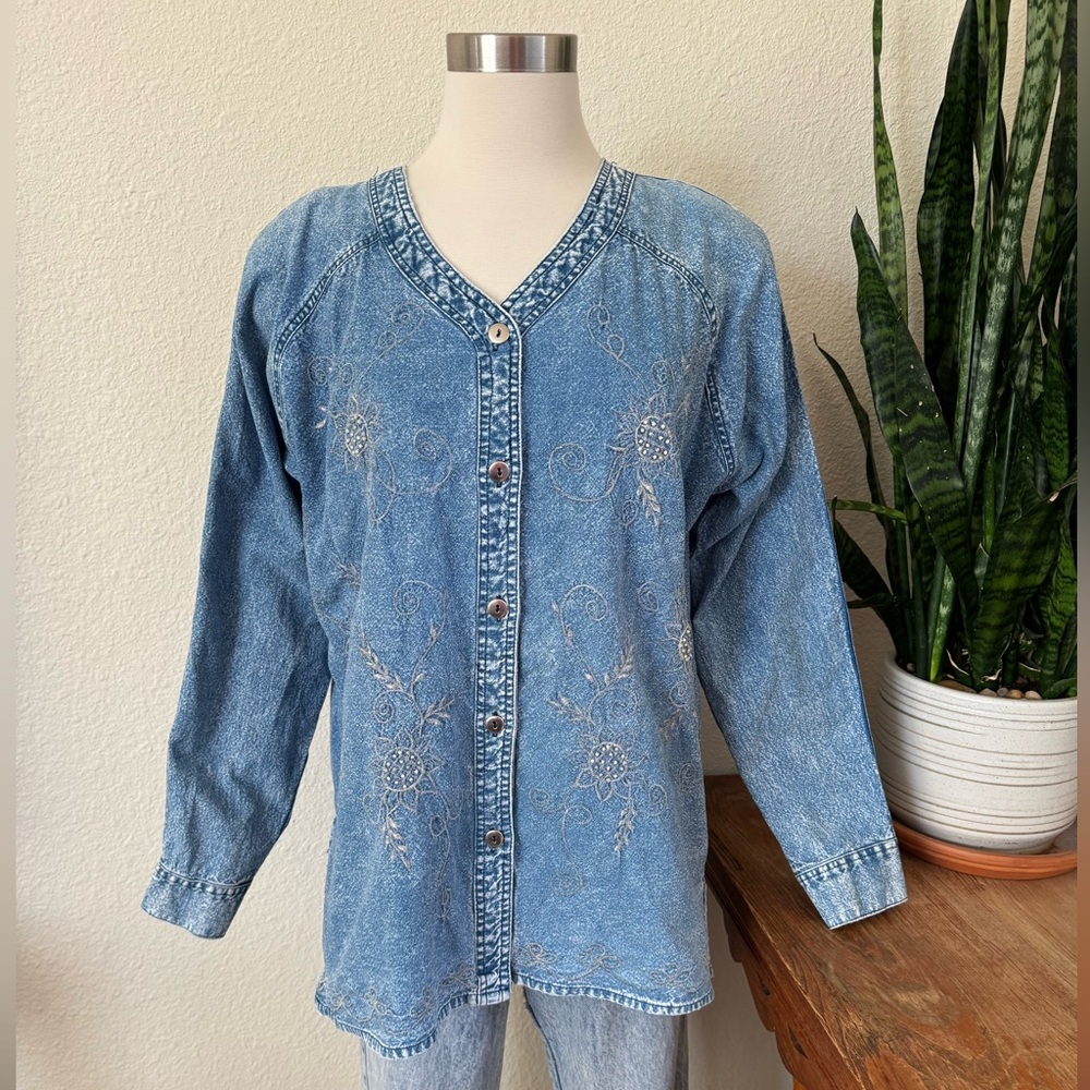Vintage 90s Denim Embroidered Floral Beaded Boho Shirt long sleeve‎ large